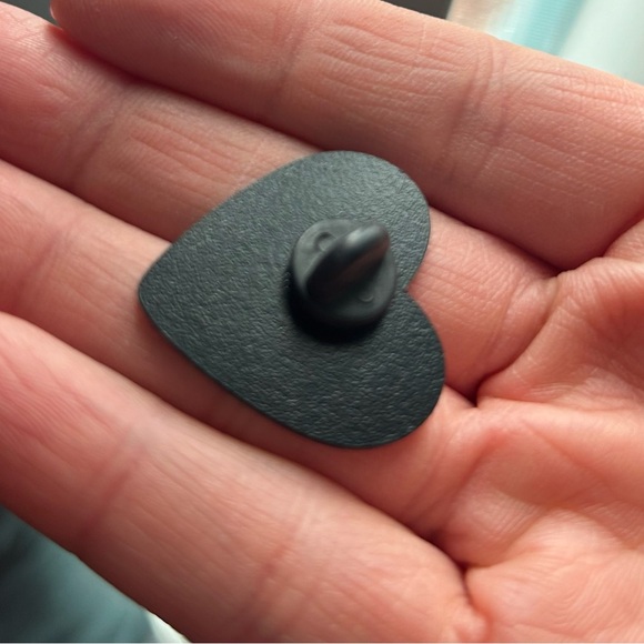 Its showtime Beetlejuice pin - Picture 2 of 2